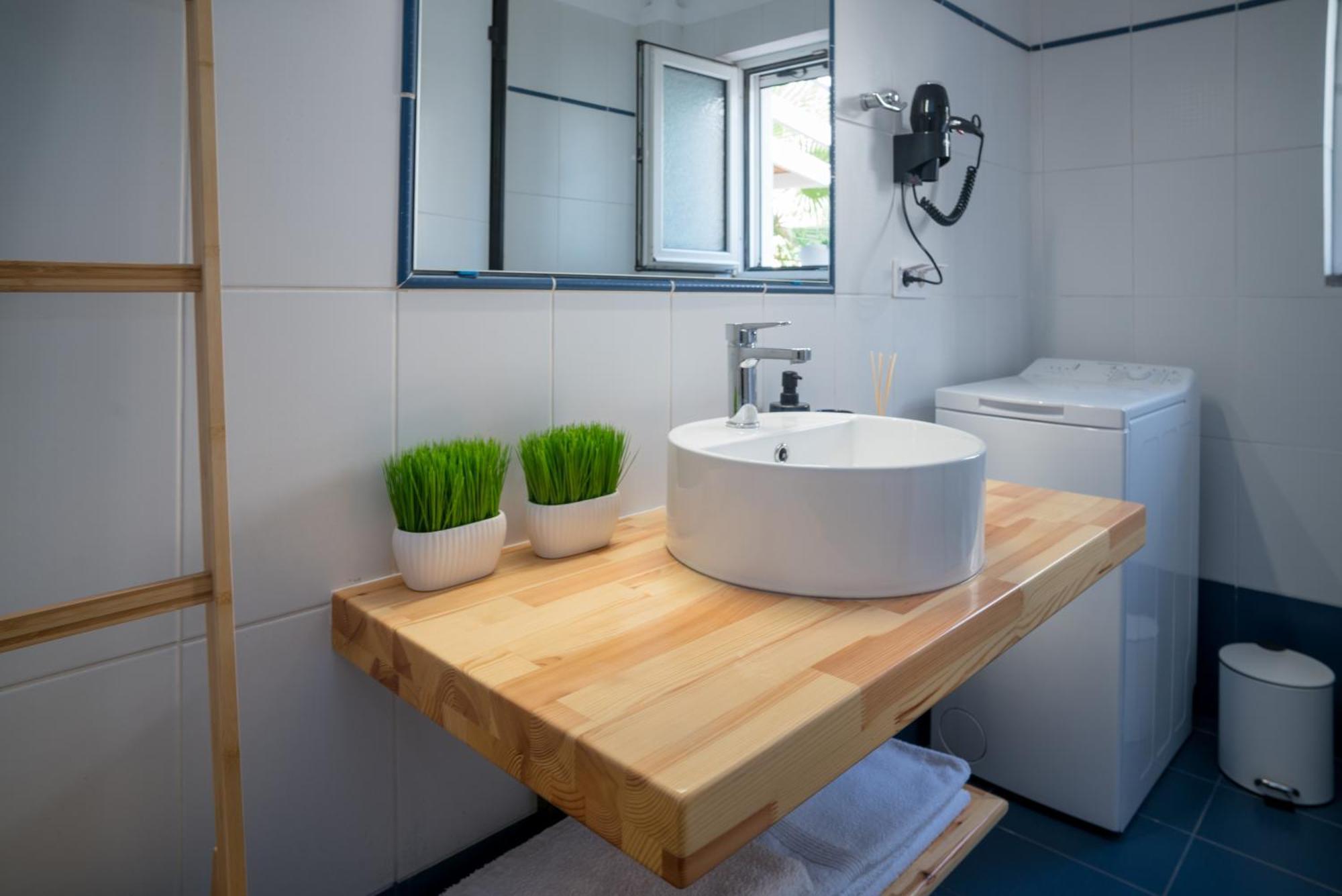 Coconut Blue Daire Itea Dış mekan fotoğraf
